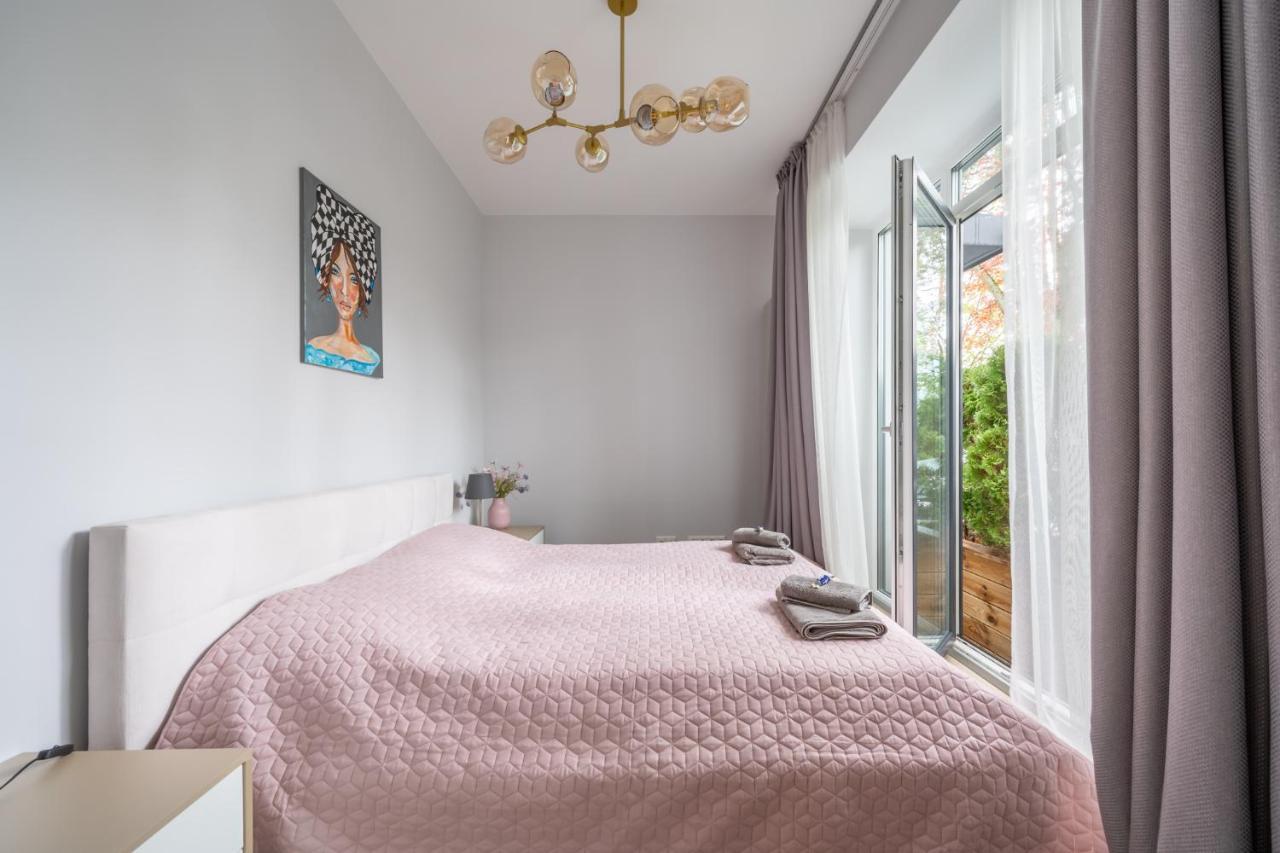 Brand New Apartment With Terrace Near The Sea Jūrkalne Εξωτερικό φωτογραφία